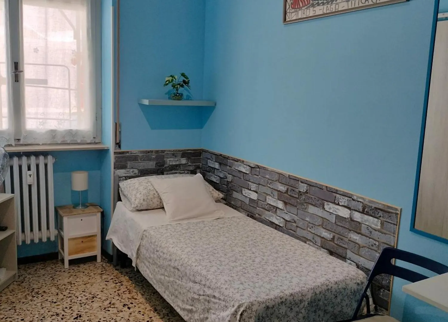 Mini Room Pero 0*,  Italie